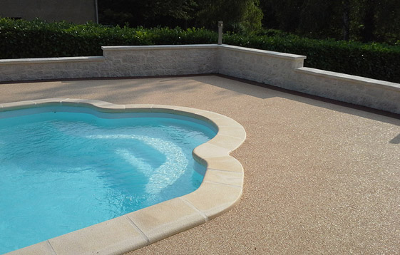 tapis de pierre piscine